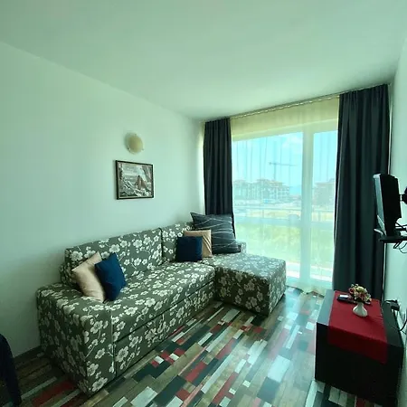 Apartment прекрасен с изглед към морето сарафово 2 *